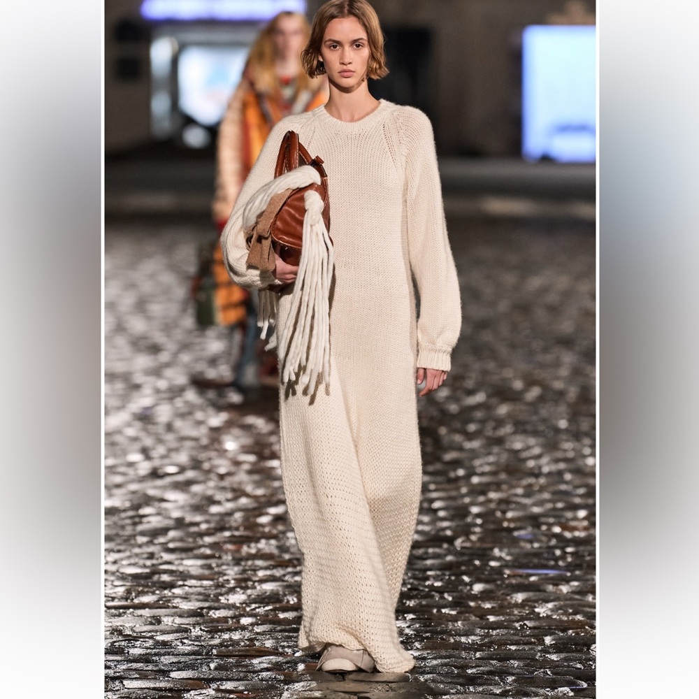 NWT Chloe Fall 2021 Runway Sweater Dress Size M